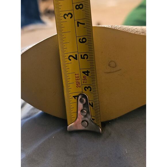 Silver and Gold Girls Flat Dress Shoes Classic And Elegant Size 10 (No Brand) - Picture 7 of 7